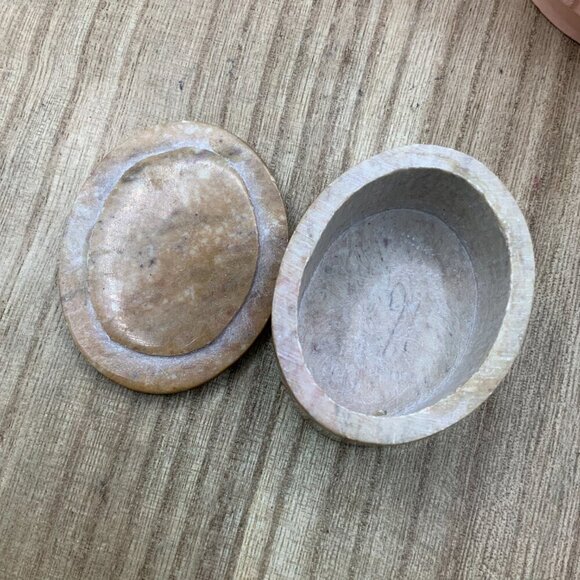 Fetco Vintage Soapstone Flower Mother of Pearl Trinket Jewelry Box - Picture 5 of 7